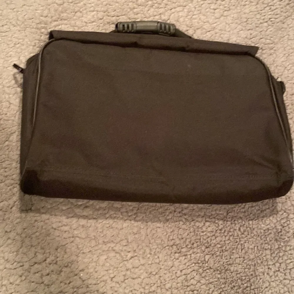 Geoffrey Beene Black Laptop Bag